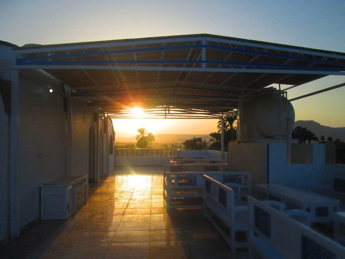Moon Valley Apartments Luxor Eksteriør billede
